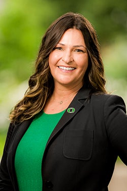 profile photo of Angela Lauer Chong